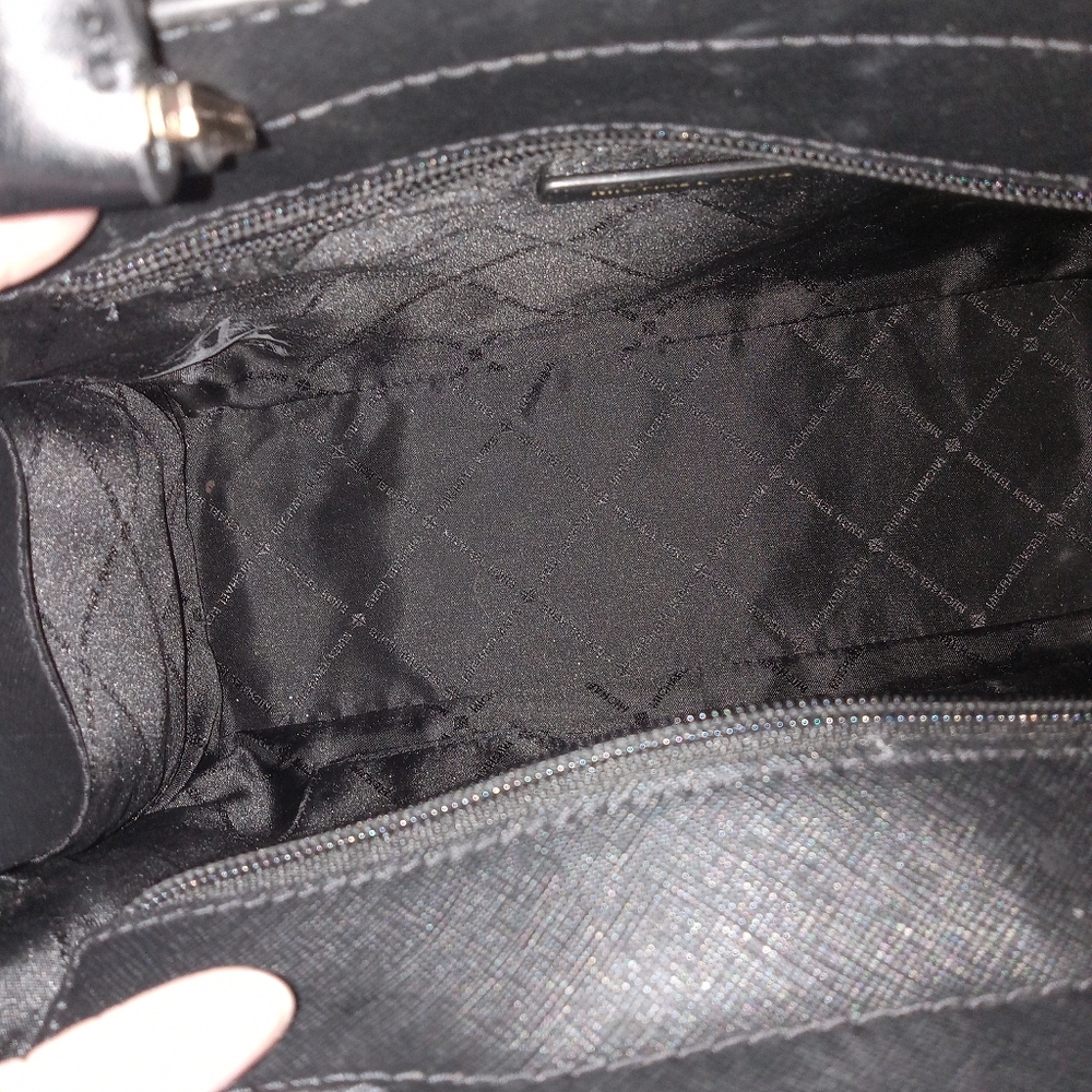 Michael kors leather satchel - Picture 13 of 15
